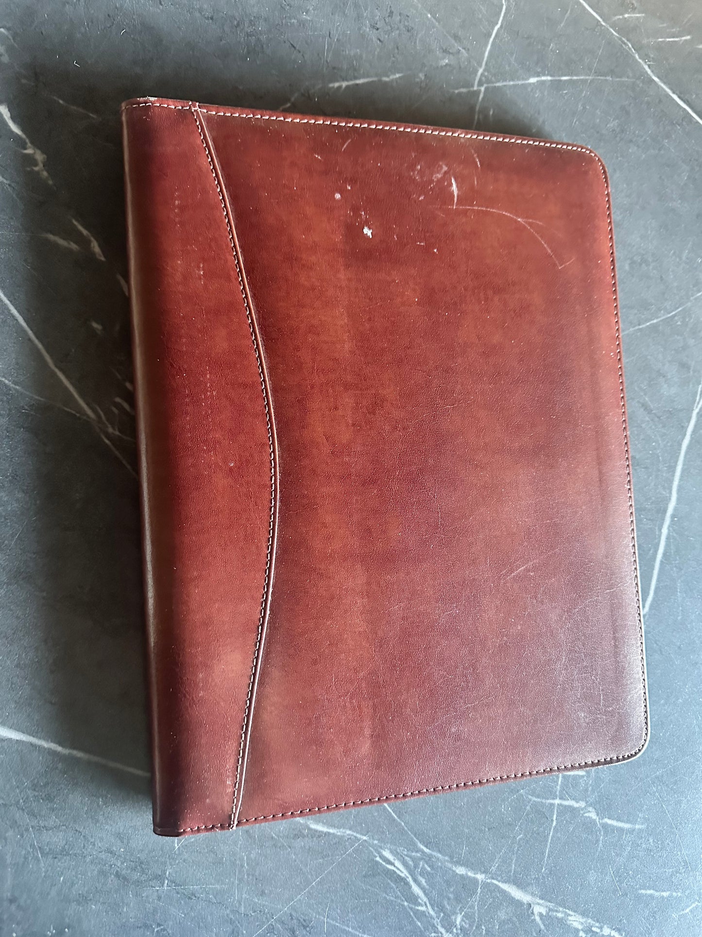 BALLERS: Spencer’s ASM  Leather File Folder + Business Card from Season 5