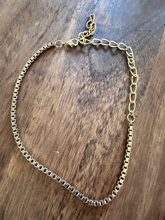 AHS Hotel: The Countess Gold Choker Necklace