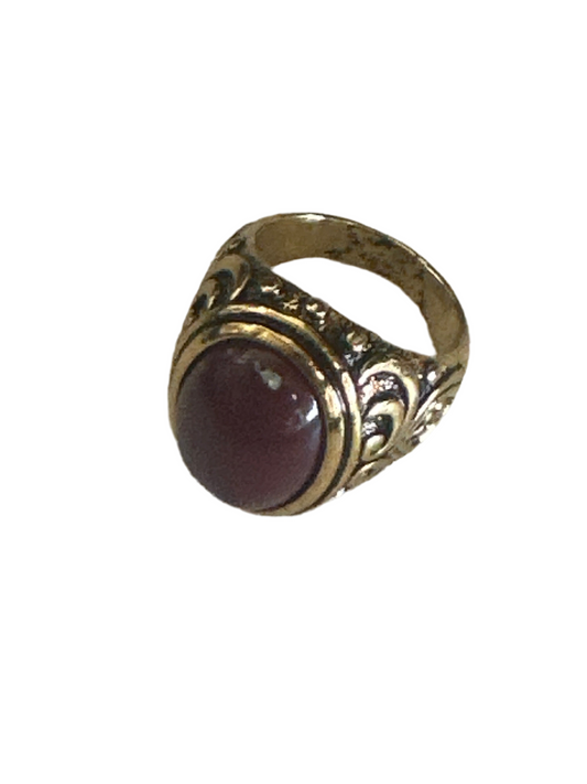 MAD MEN: Pete Cambell's Mid-Century Gold Stone Ring