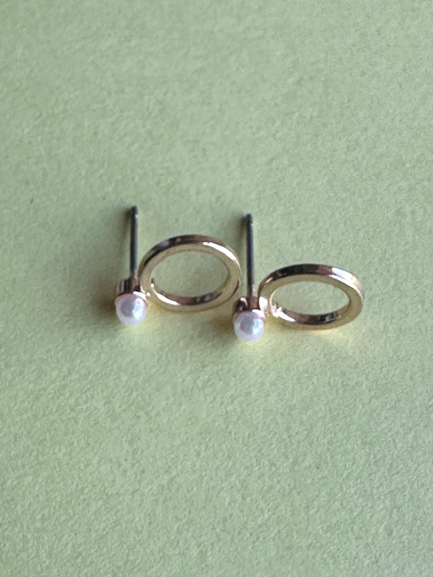 HOUSE: Dr Allison Cameron HERO Earrings