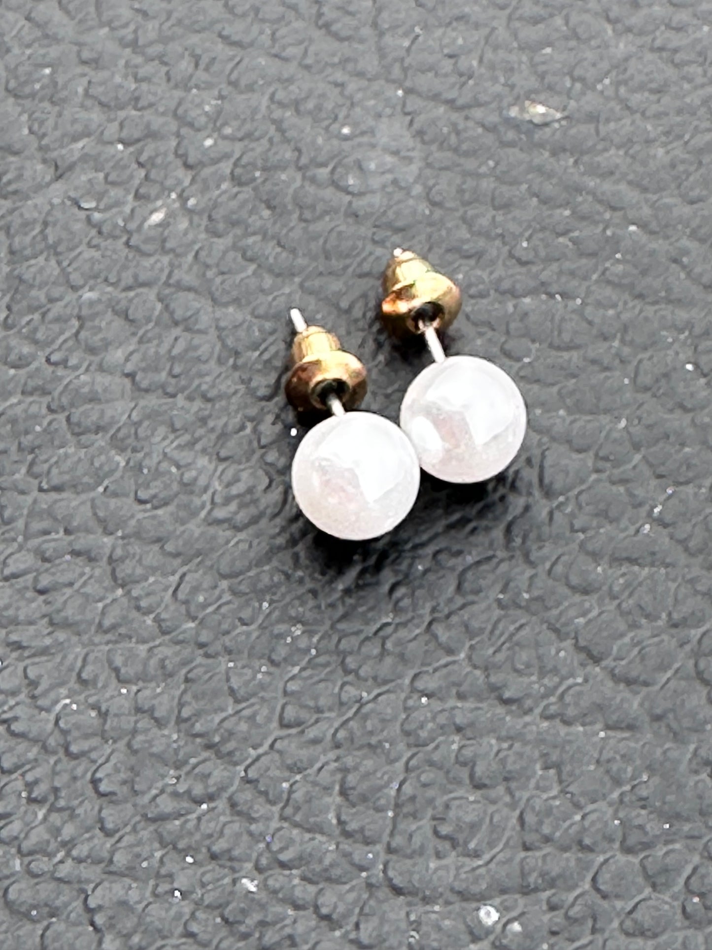 HOUSE: Dr Lisa Cuddy HERO Earrings