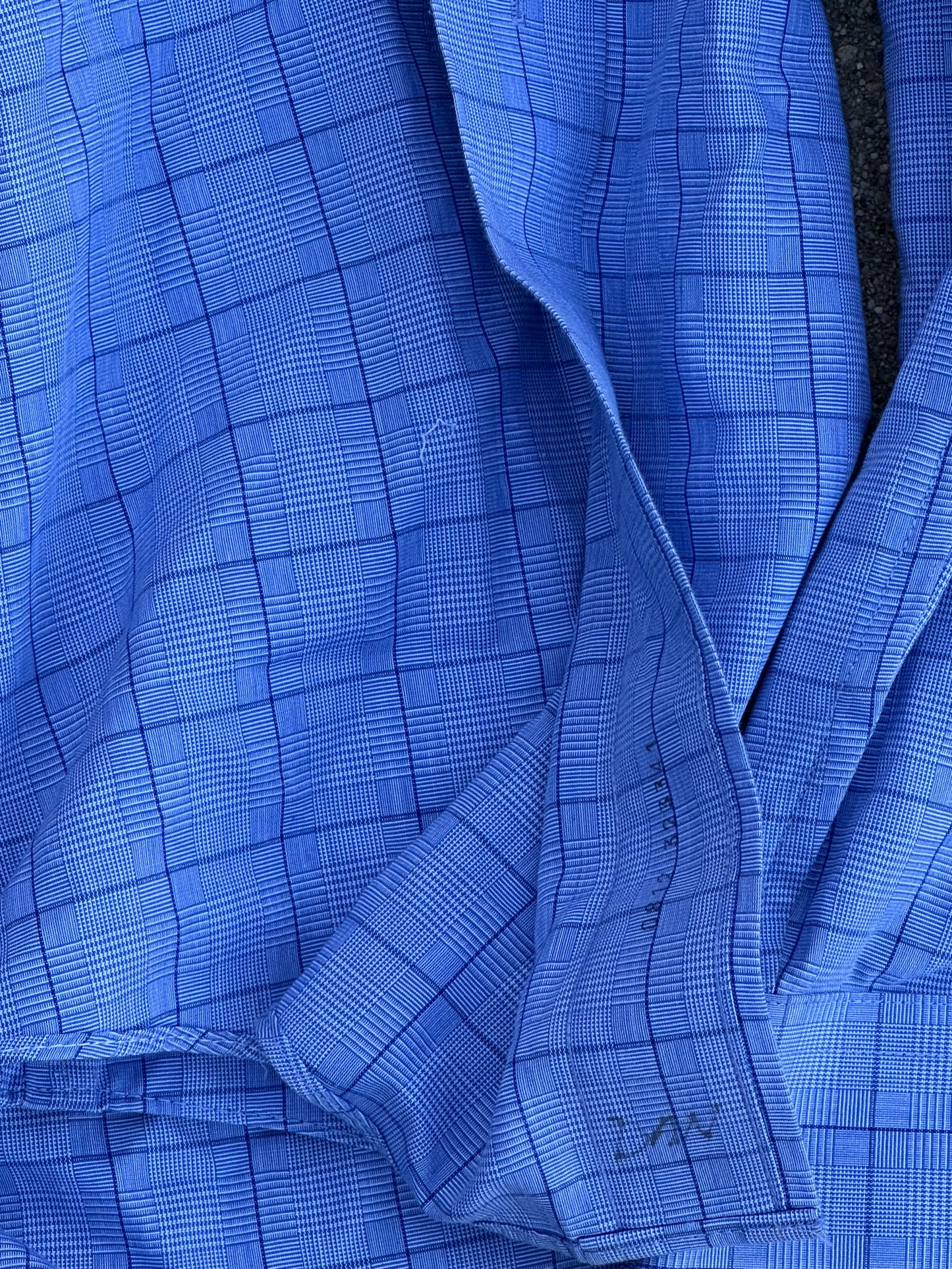 VEEP: Dan's Episode used BROOKS BROTHERS Button Down