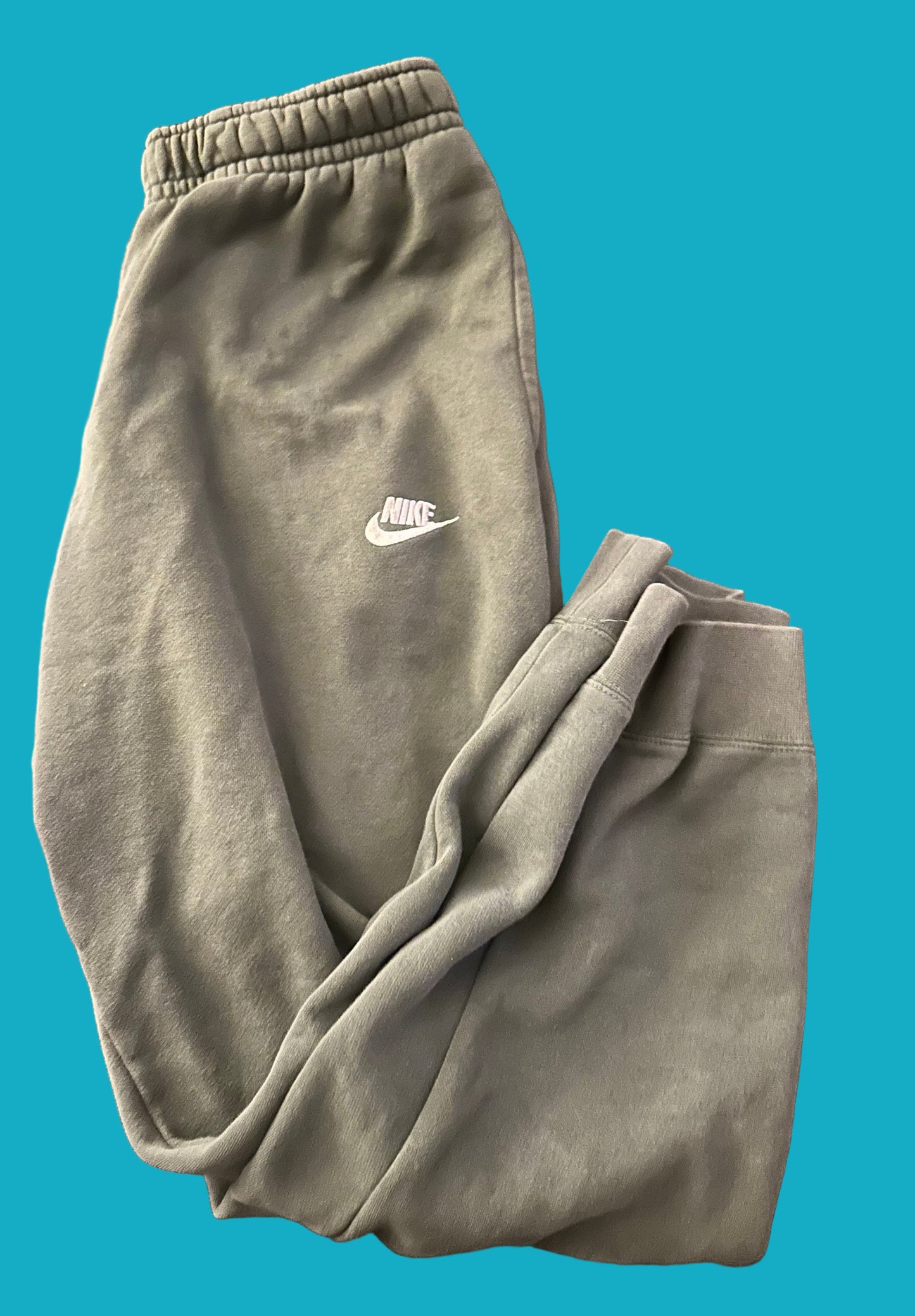 BALLERS: Jason’s HERO NIKE Cotton green Athletic Pants (L)