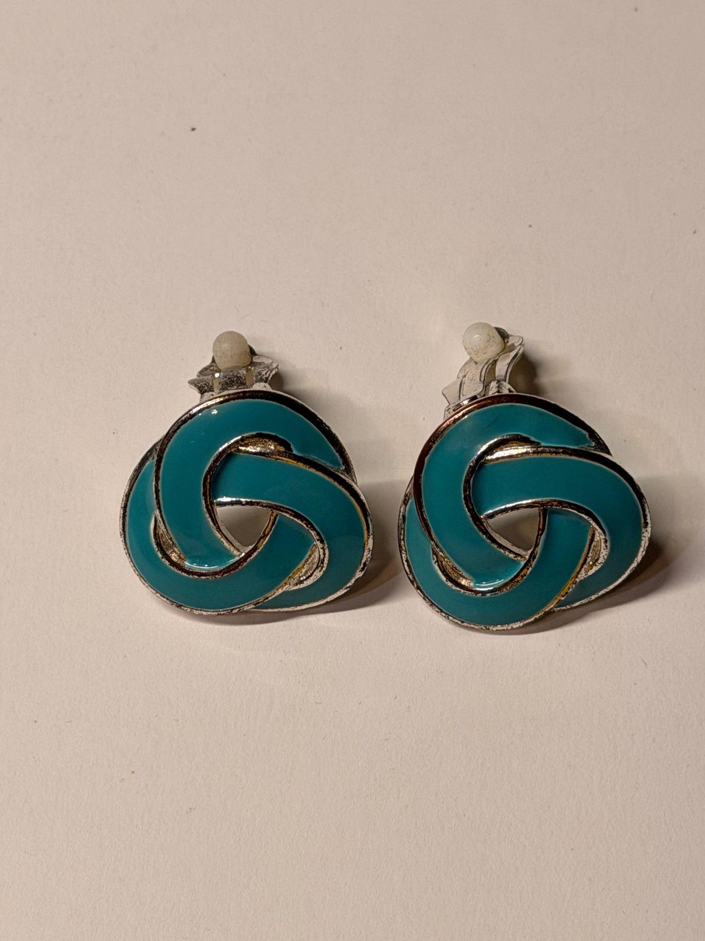 MAD MEN: Megan Draper's Mid-Century Earrings