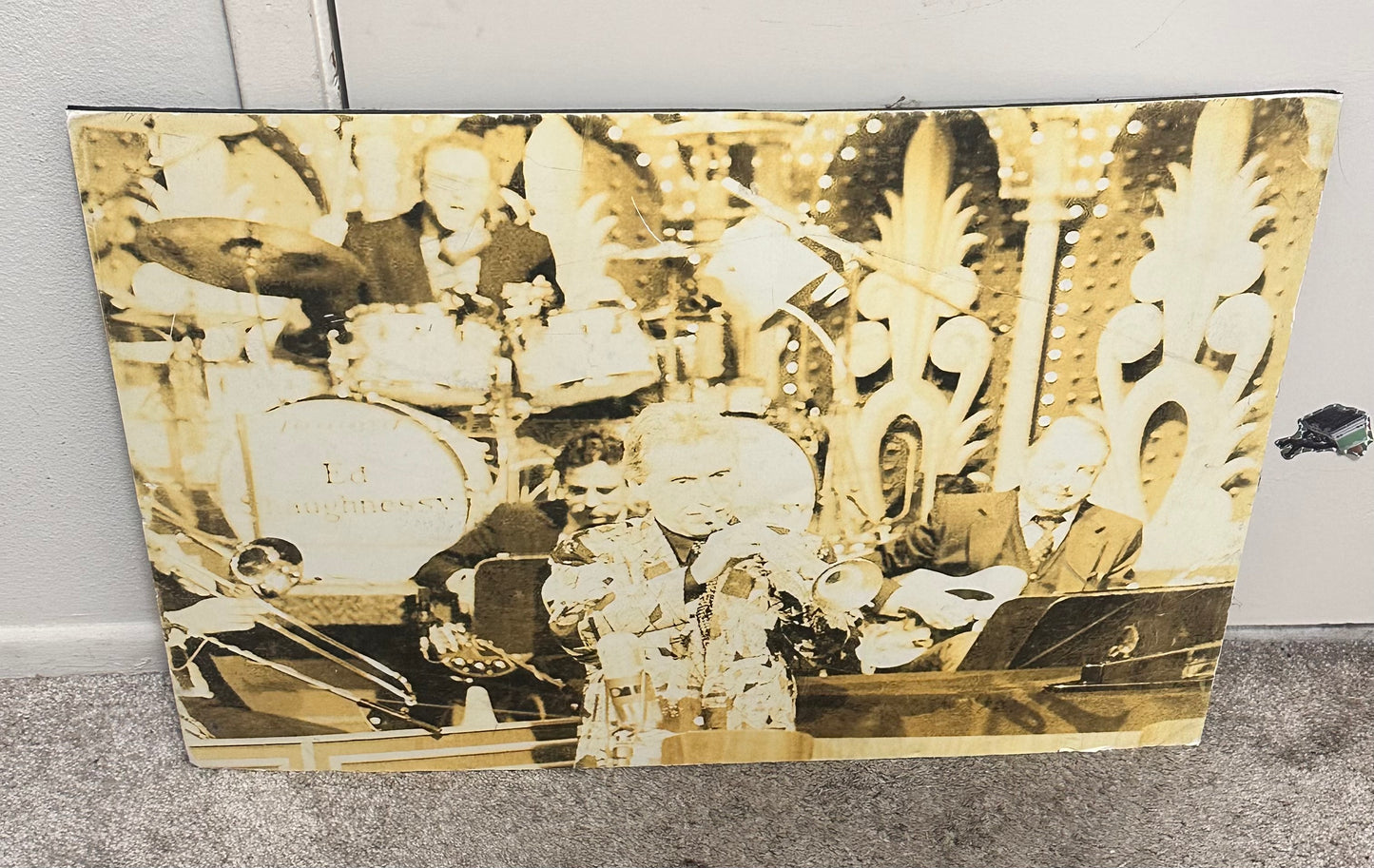 VEEP: Johnny Carson HERO Oval Office Pictures (2' x 2')