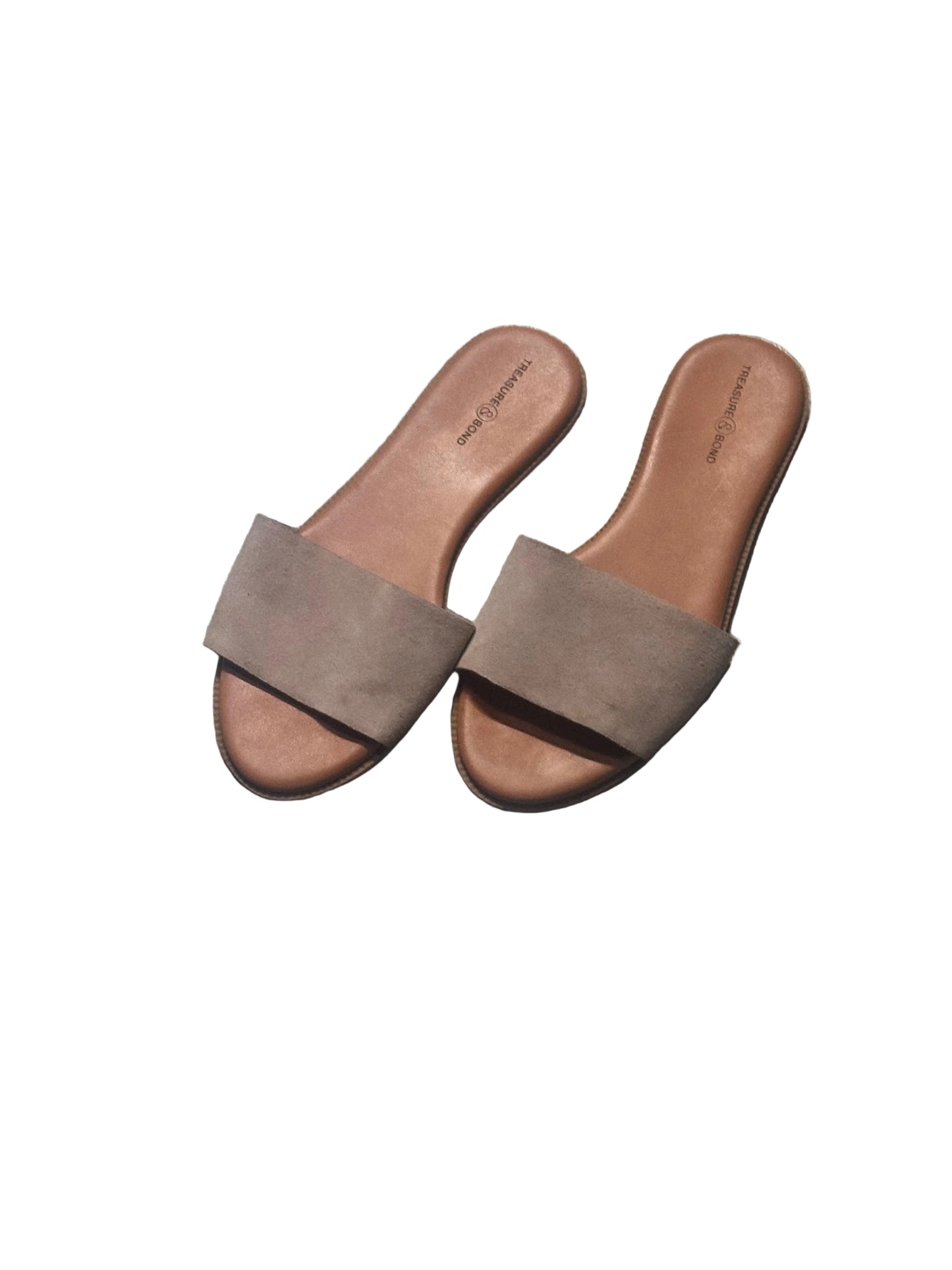 NEW GIRL: Jessica Day's HERO Footwear (7/8)