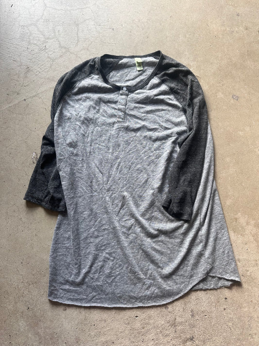 SILICON VALLEY: Erlich's HERO Episode Used Shirt (XL)