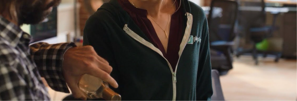 SILICON VALLEY: Monica Hall's Green Pied Piper Hoodie