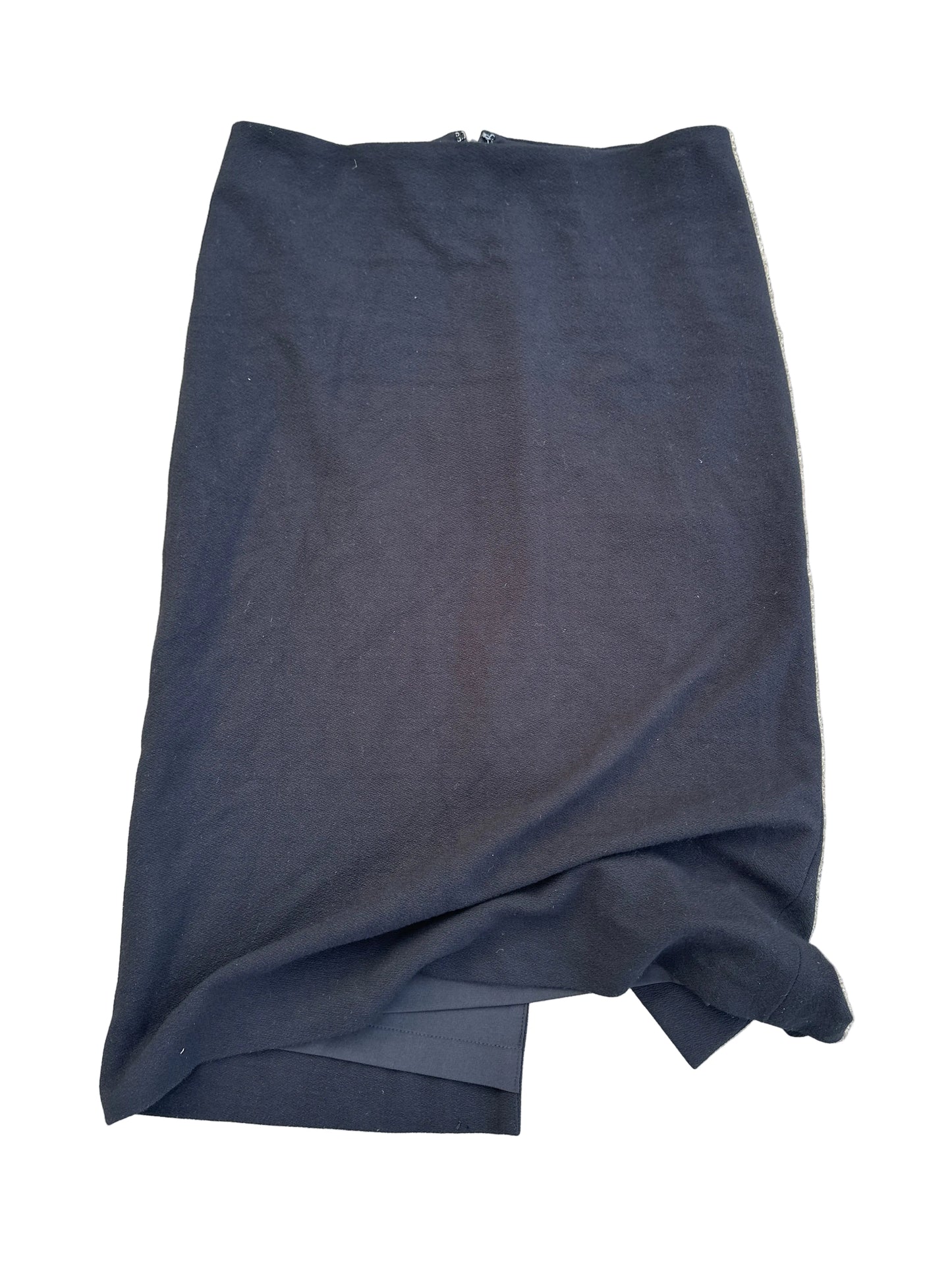 THE OFFICE: Pam Beesly’s Classic Black Skirt (4))