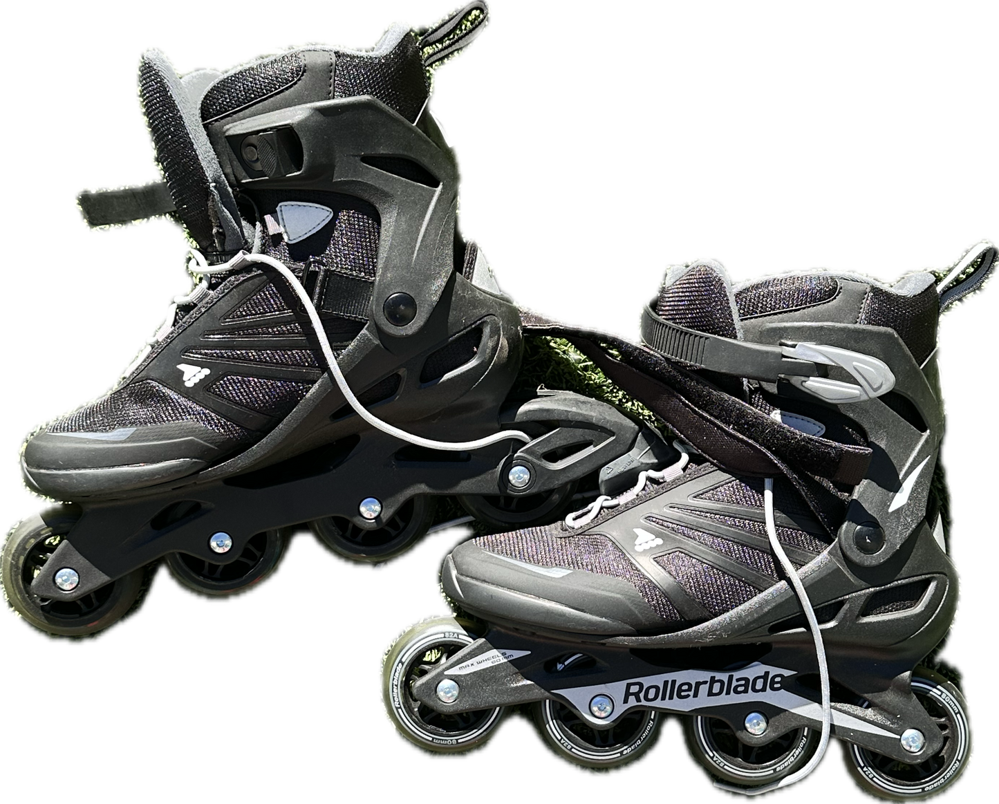 SILICON VALLEY: Gavin Belson's ROLLER BLADES (10)