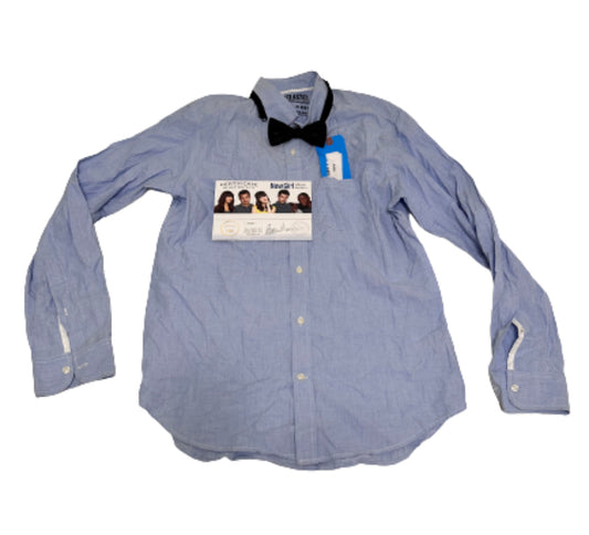 NEW GIRL: Nick Miller's Blue Button Down Shirt & Black Necktie Bow