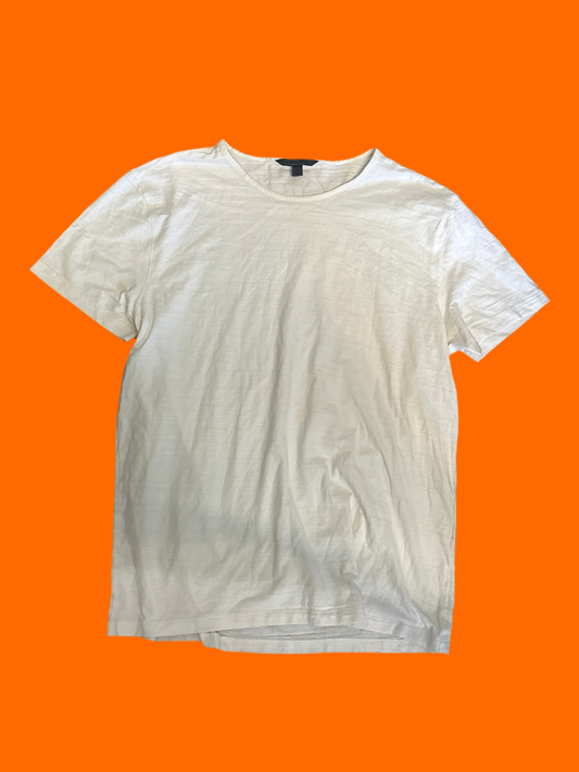 HOUSE: Dr. James Wilson's HERO John Varvatos White Soft Cotton T-Shirt (L)