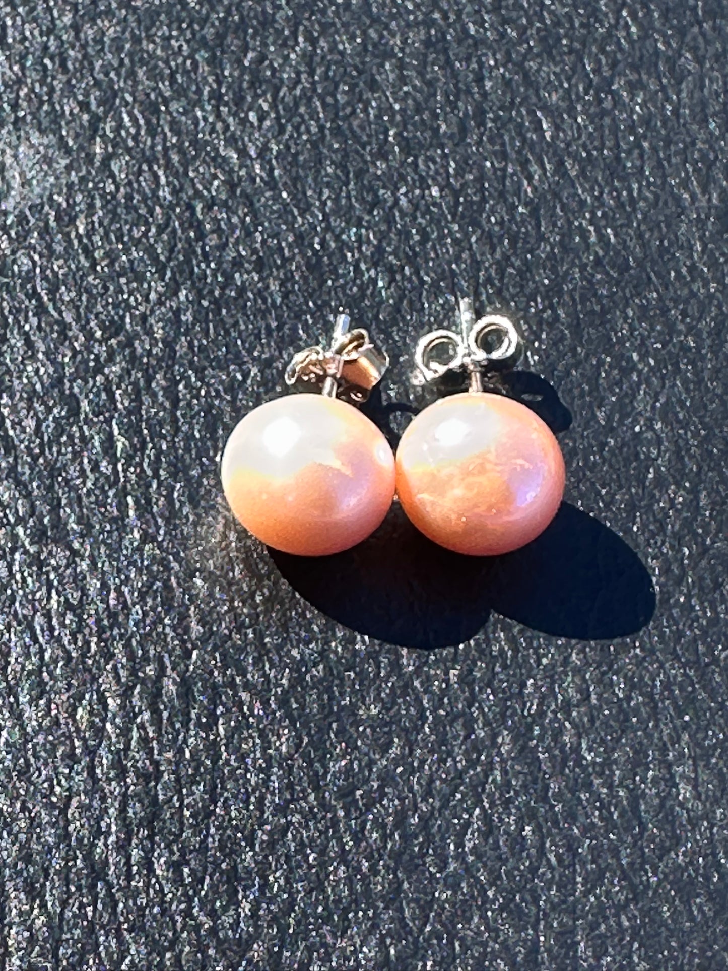 30 Rock: Liz Lemon Sterling Silver Freshwater Pearl Earrings