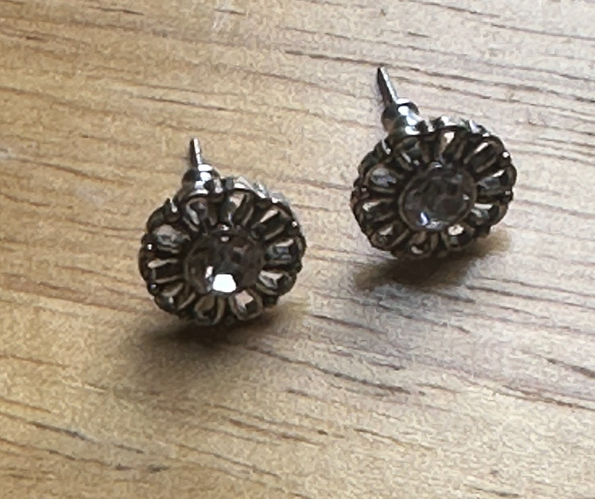 PARKS AND RECREATION: Leslie Knope Earrings Collection