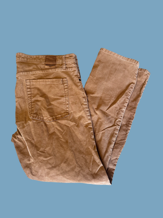 SILICON VALLEY: Erlich's HERO Corduroy Pants (38)