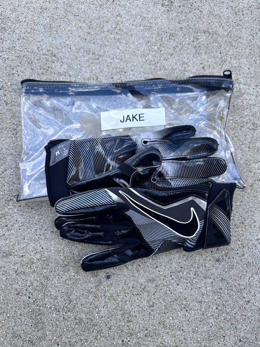 BALLERS: Jake’s HERO Football Gloves