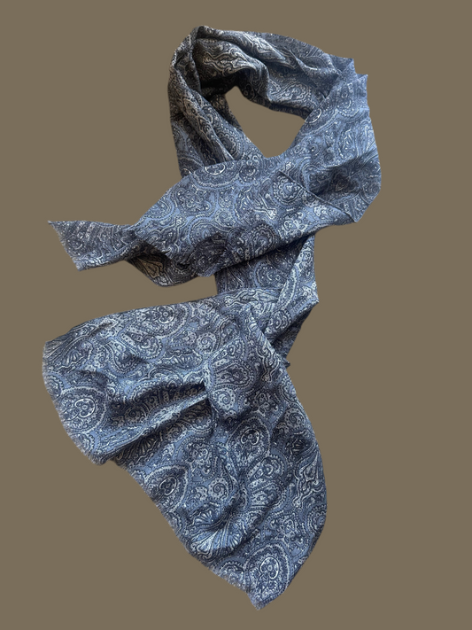 THE OFFICE: Pam’s Blue Beige Scarf