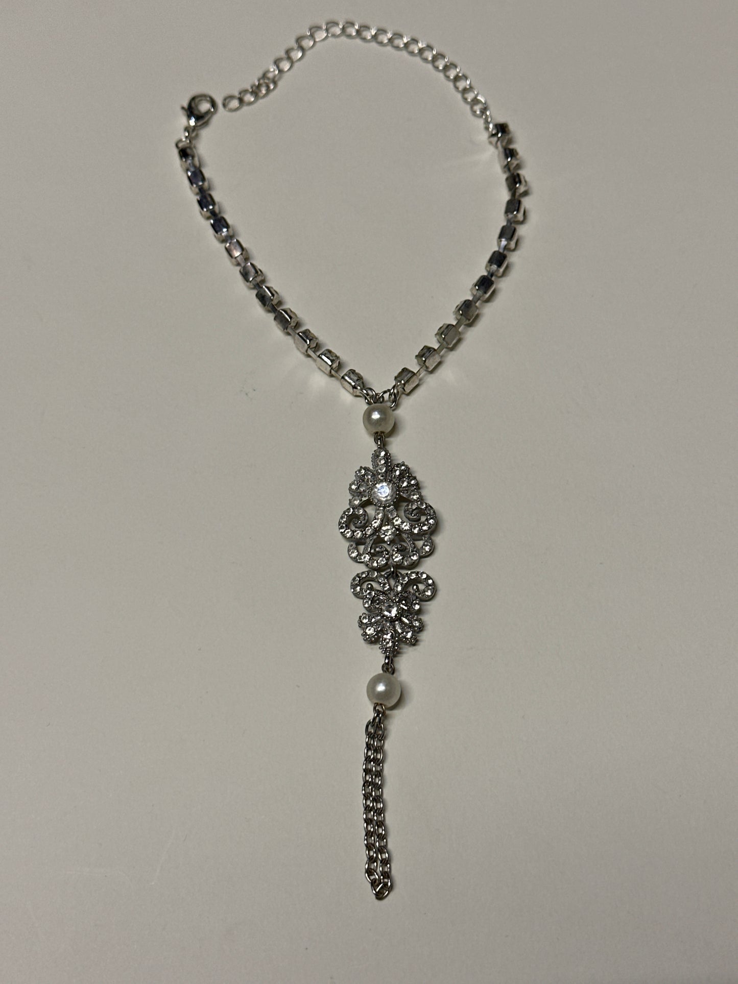 MAD MEN: Joan's Mid-Century Necklace Collection