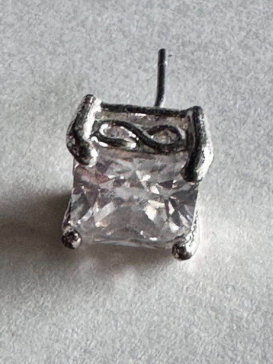 BALLERS: Ricky’s HERO "ICE" Earring