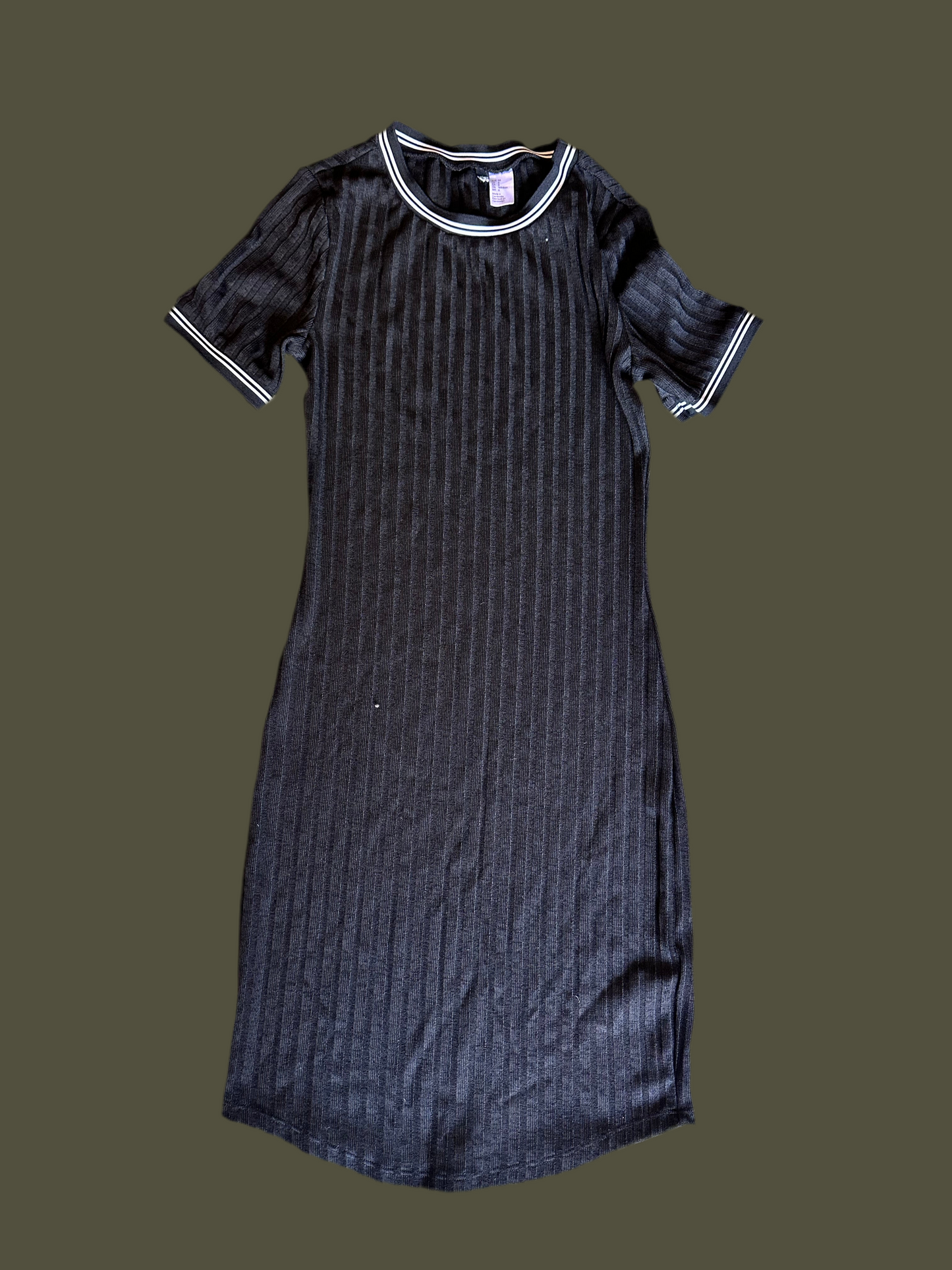 BALLERS: Julie's Forever21 black fitted Dress (6)