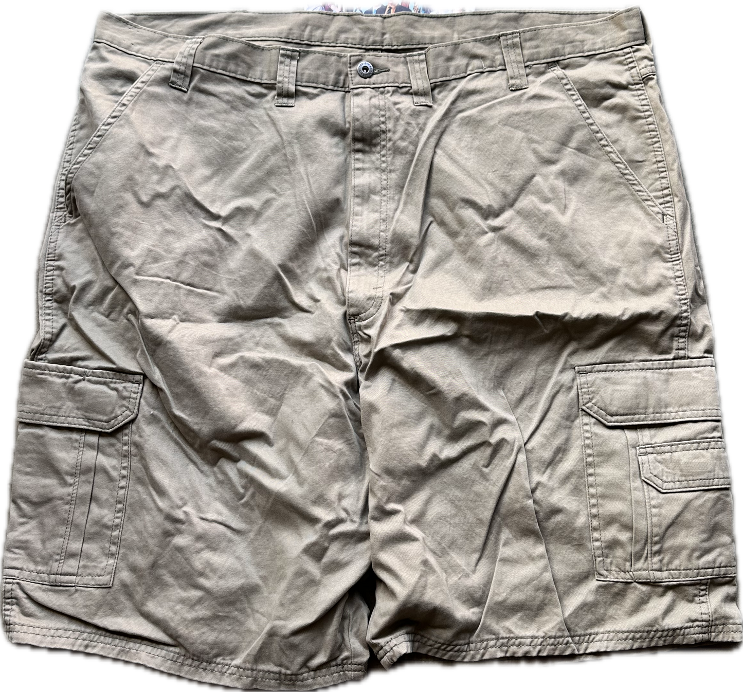 The Office: Stanley's Cargo Khaki Shorts (46)