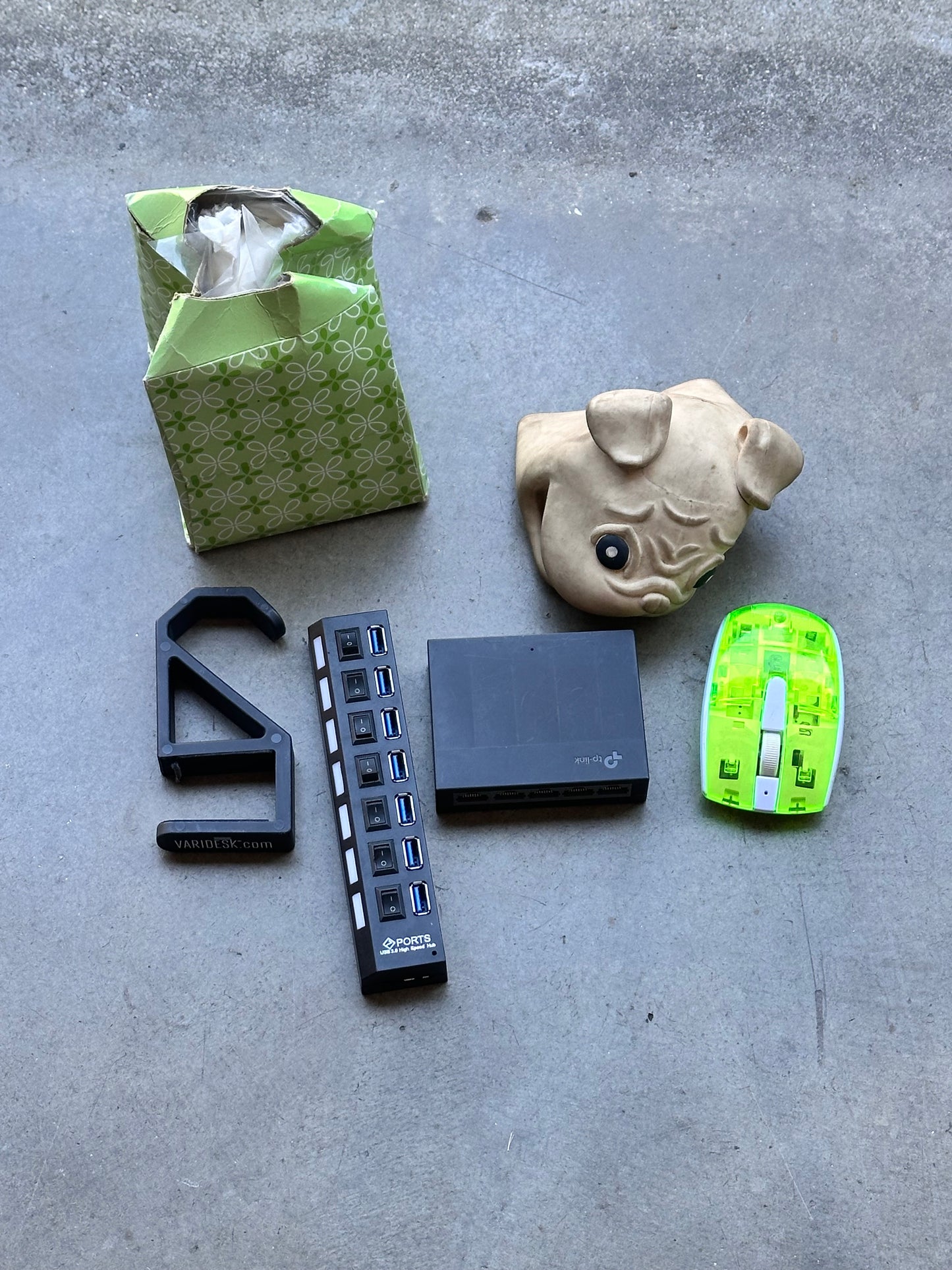 SILICON VALLEY: Gilfoyle's Desk Props from Pied Piper Desk