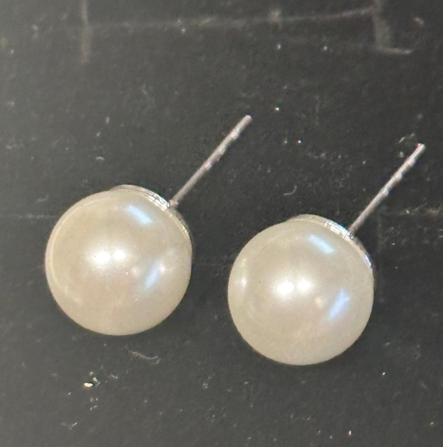 MAD MEN: Peggy’s Vintage 1960s Pearl Earrings