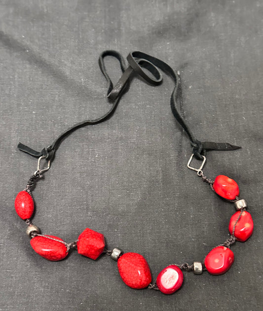 MAD MEN: Joan's Mid-Century Red Bead Necklace