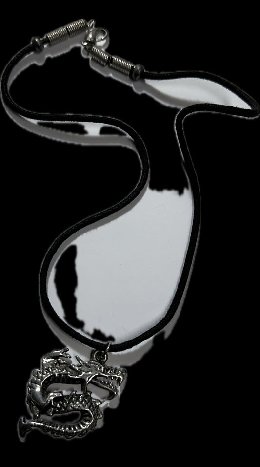 30 ROCK: Lenny Wosniak's Snake Charm Necklace