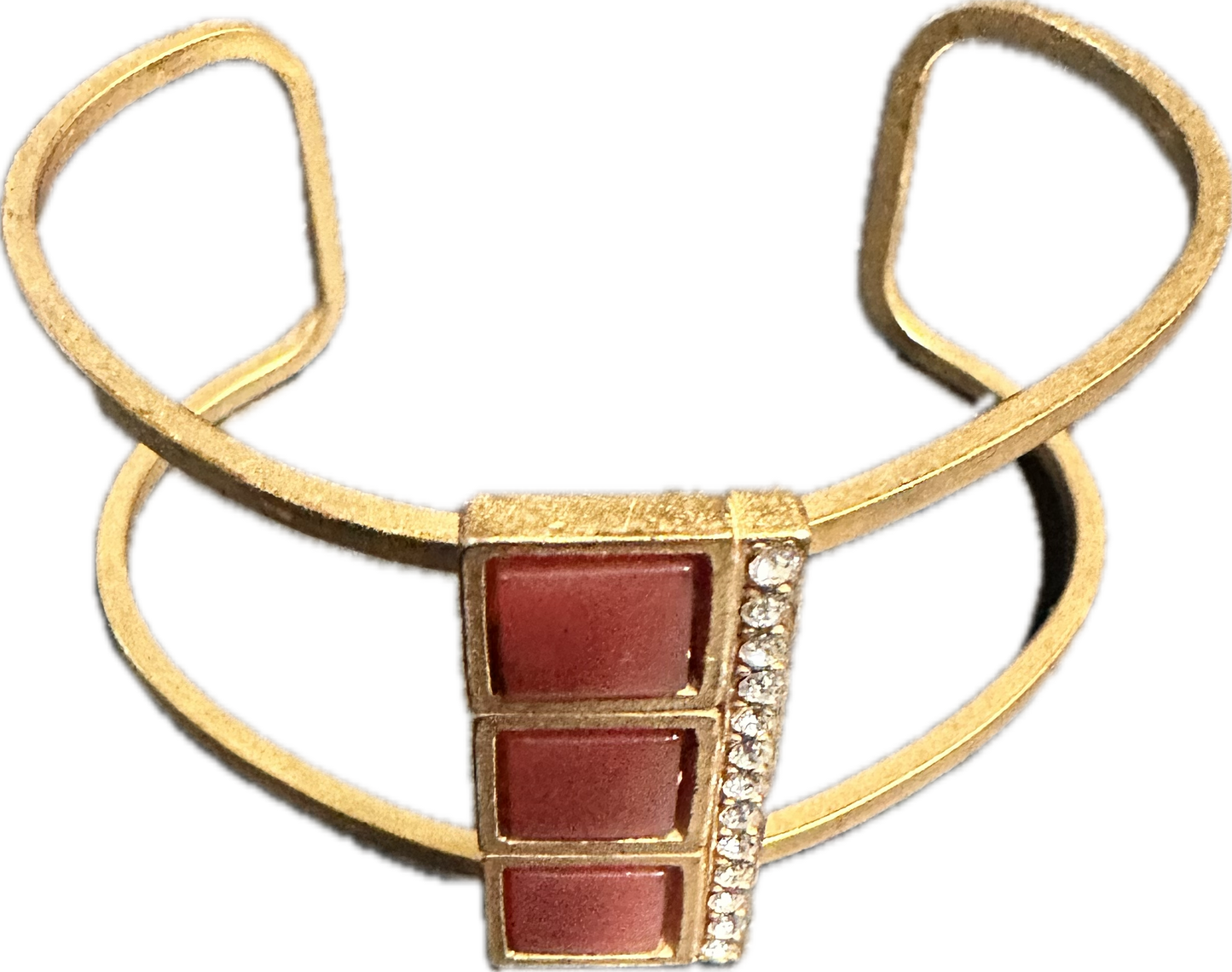 30 Rock: Liz Lemon Simple Gold Faux Ruby and Diamond Pendant Bracelet