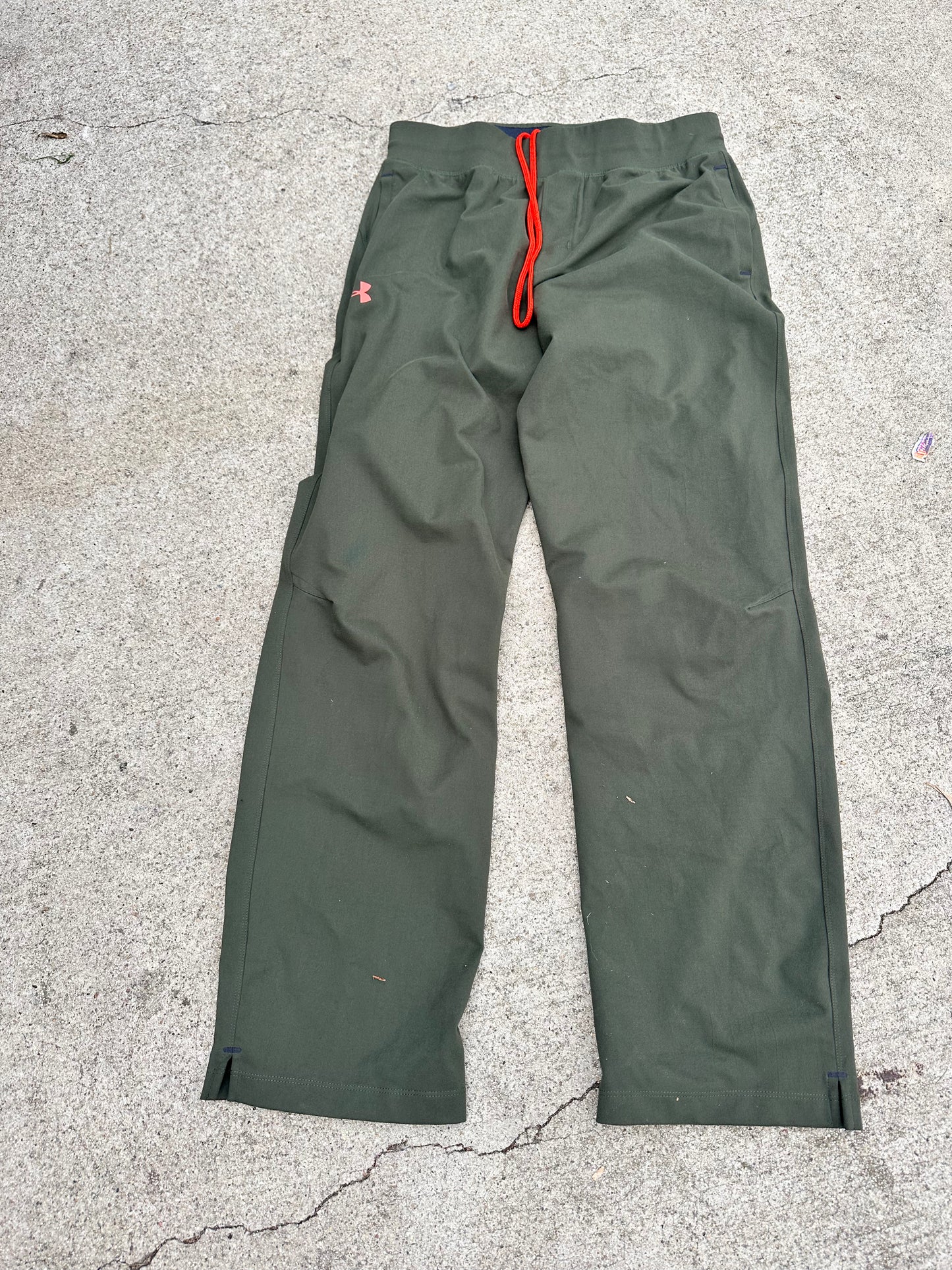 BALLERS: Reggie’s Under Armour Athletic Pants (L)