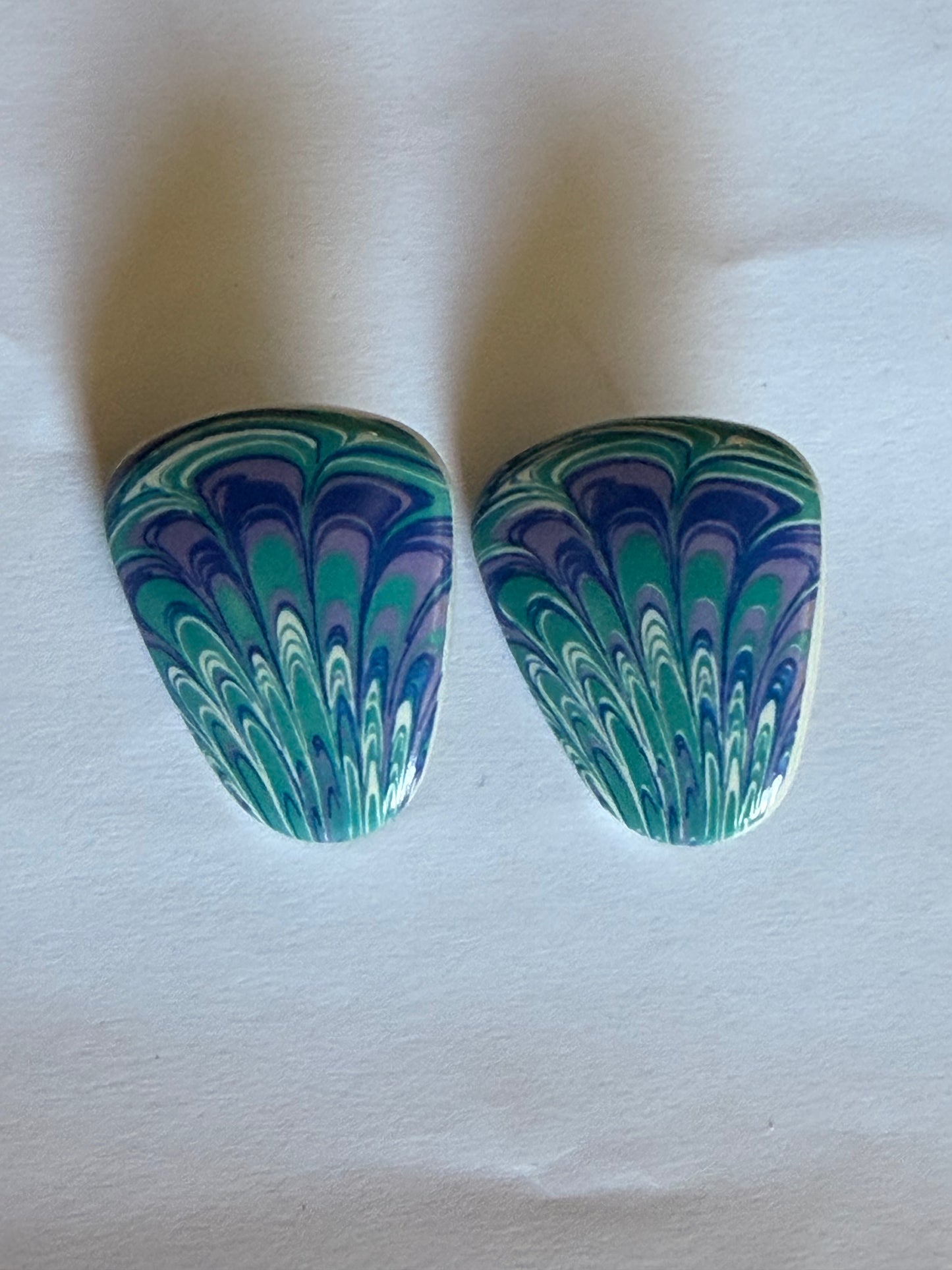 MAD MEN: Joan‘s Mid Century Earrings
