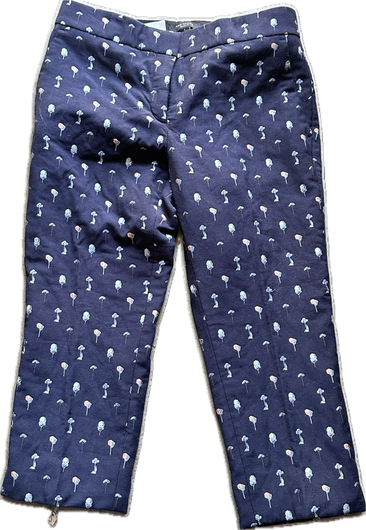 PARKS AND RECREATION: Leslie Knope’s ANN TAYLOR Tree Pattern Print Pants (6)