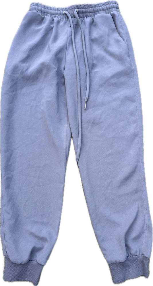 NEW GIRL: CeCe Grey Pants (M)