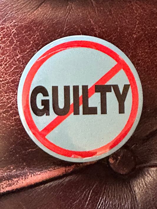 American Crime Story : EXCLUSIVE O.J. Simpson  "Not Guilty?" Button
