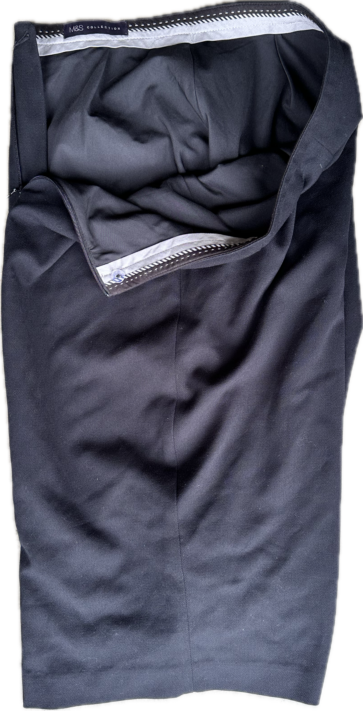 THE GENTLEMEN: Ros M&S Charcoal Skirt (XS)