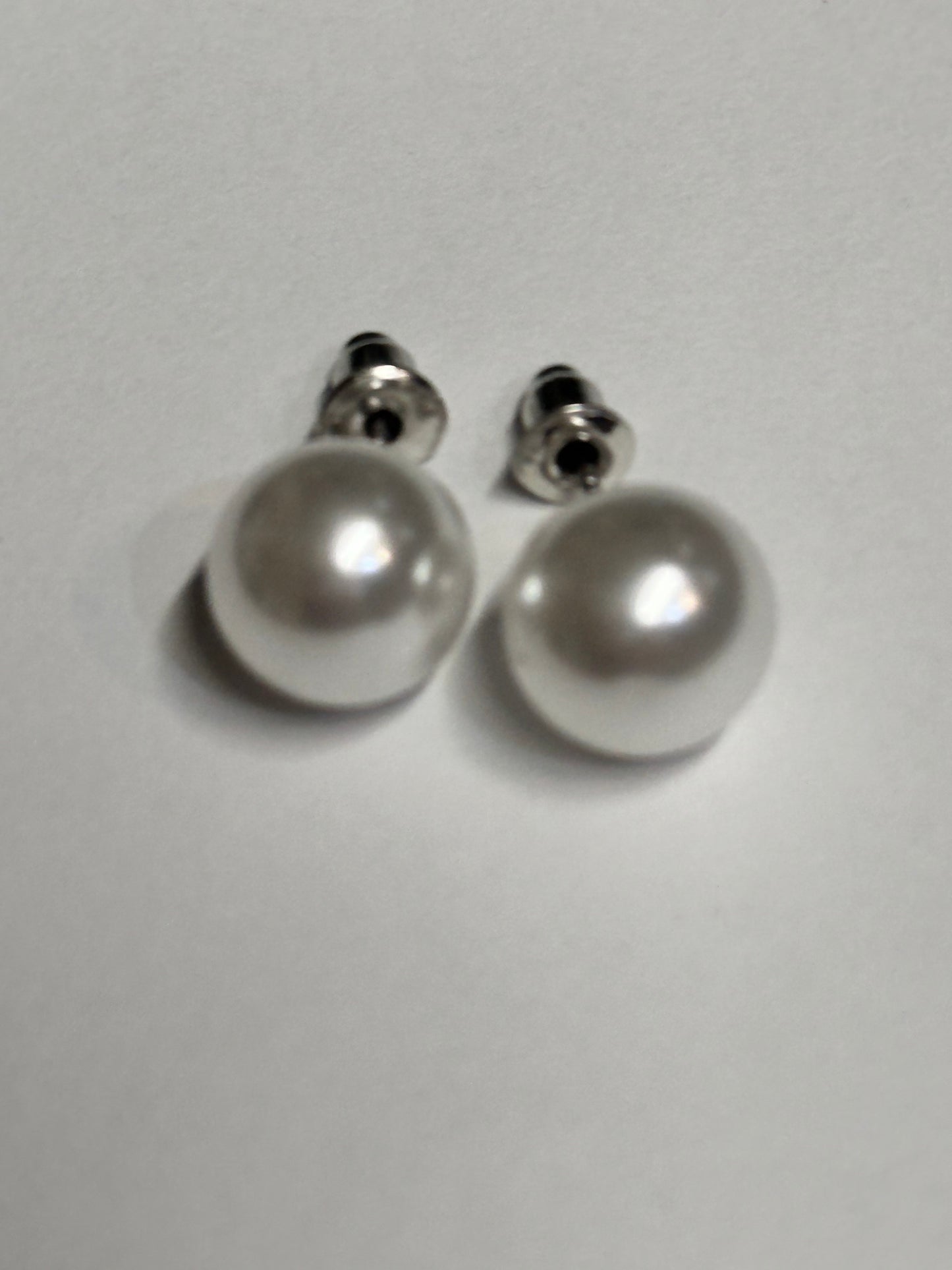 VEEP: Selina’s HERO Nicole Miller Earrings