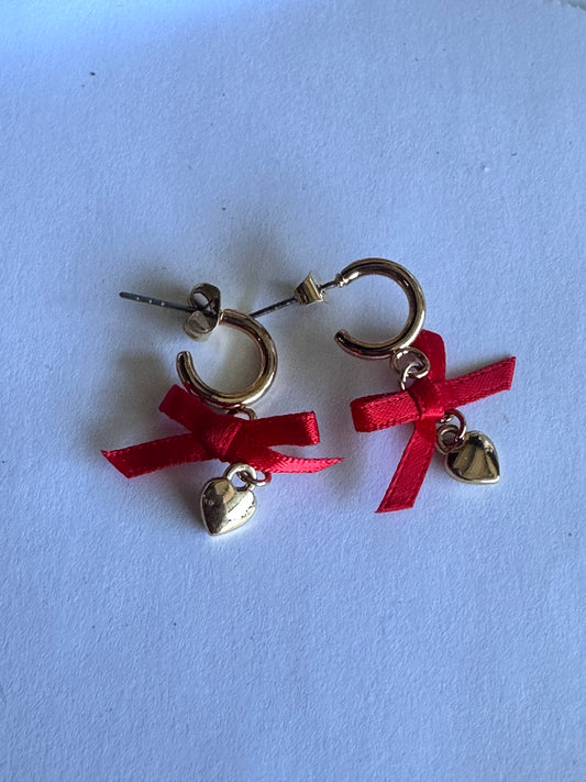 VEEP: Selina’s HERO Nicole Miller Earrings