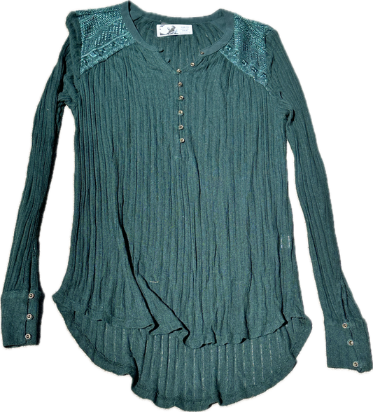 SONS OF ANARCHY: Gemma's Lucky Green Long Sleeve Shirt (S)