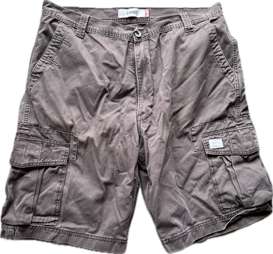 SOA: Clay’s LEVI’S Cargo Shorts (XL)