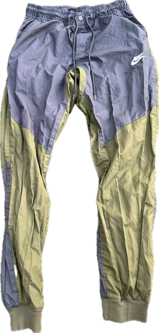 NEW GIRL: Winston’s NIKE Basketball Pants (S)