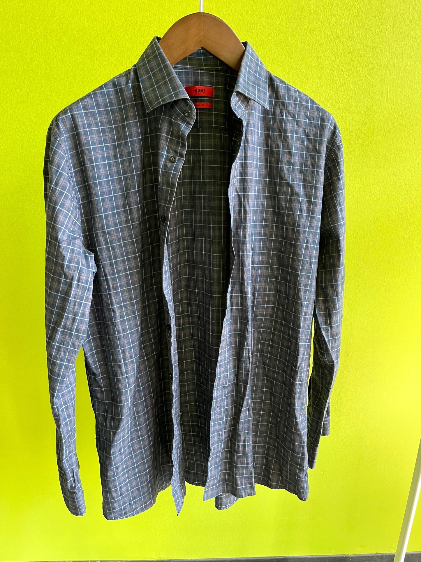 JUSTIFIED: Raylan's HUGO BOSS Blue Plaid Button Up Shirt (M)