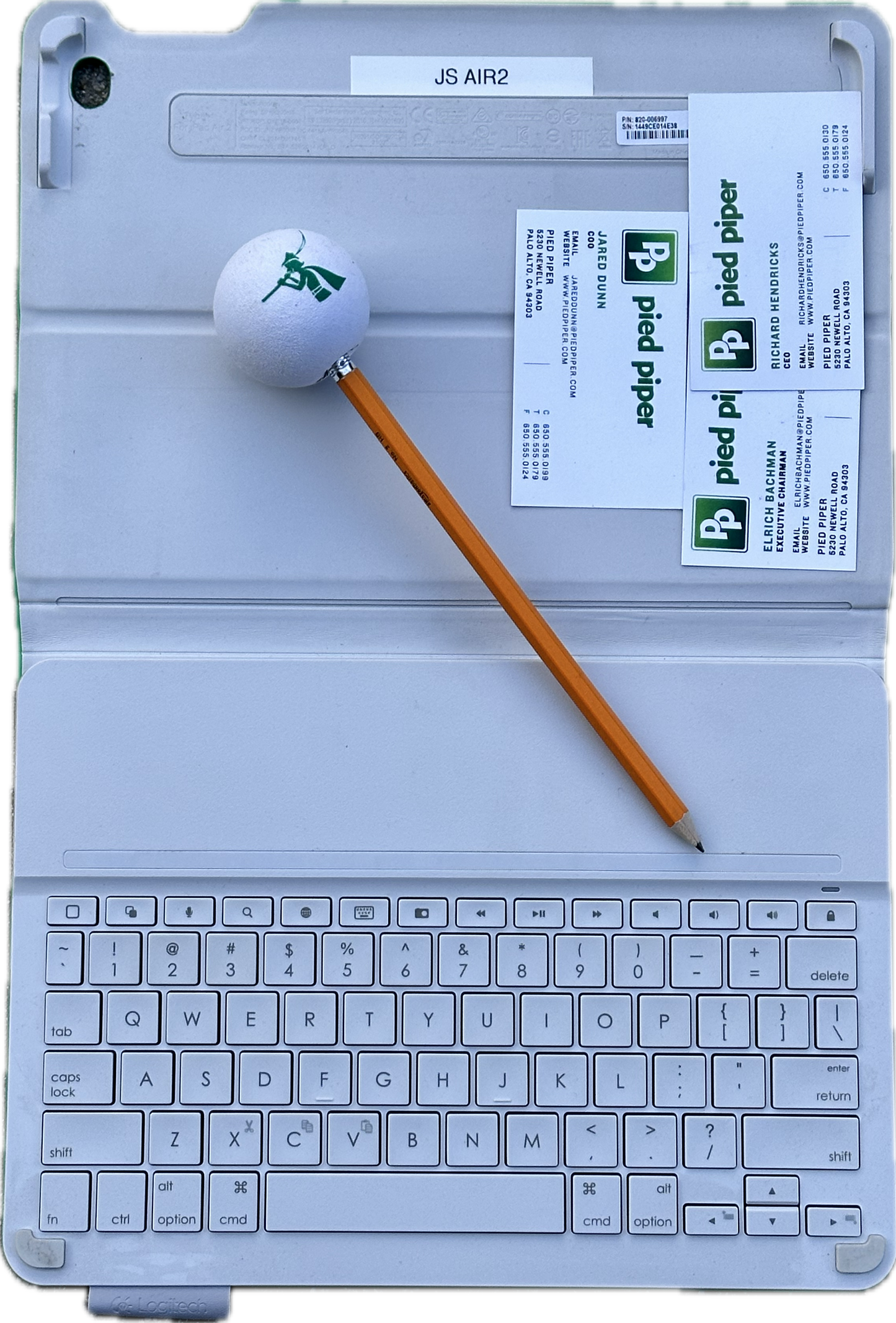 Silicon Valley: Richard’s Pied Piper Pencil, Ipad Case, Keyboard and  Pied Piper and Team Cards