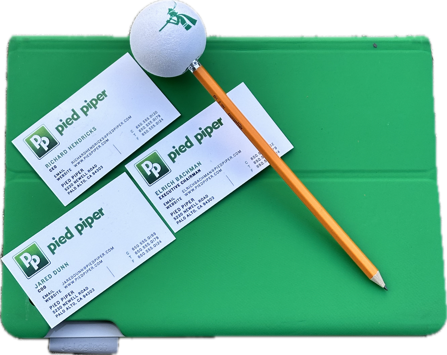 Silicon Valley: Richard’s Pied Piper Pencil, Ipad Case, Keyboard and  Pied Piper and Team Cards