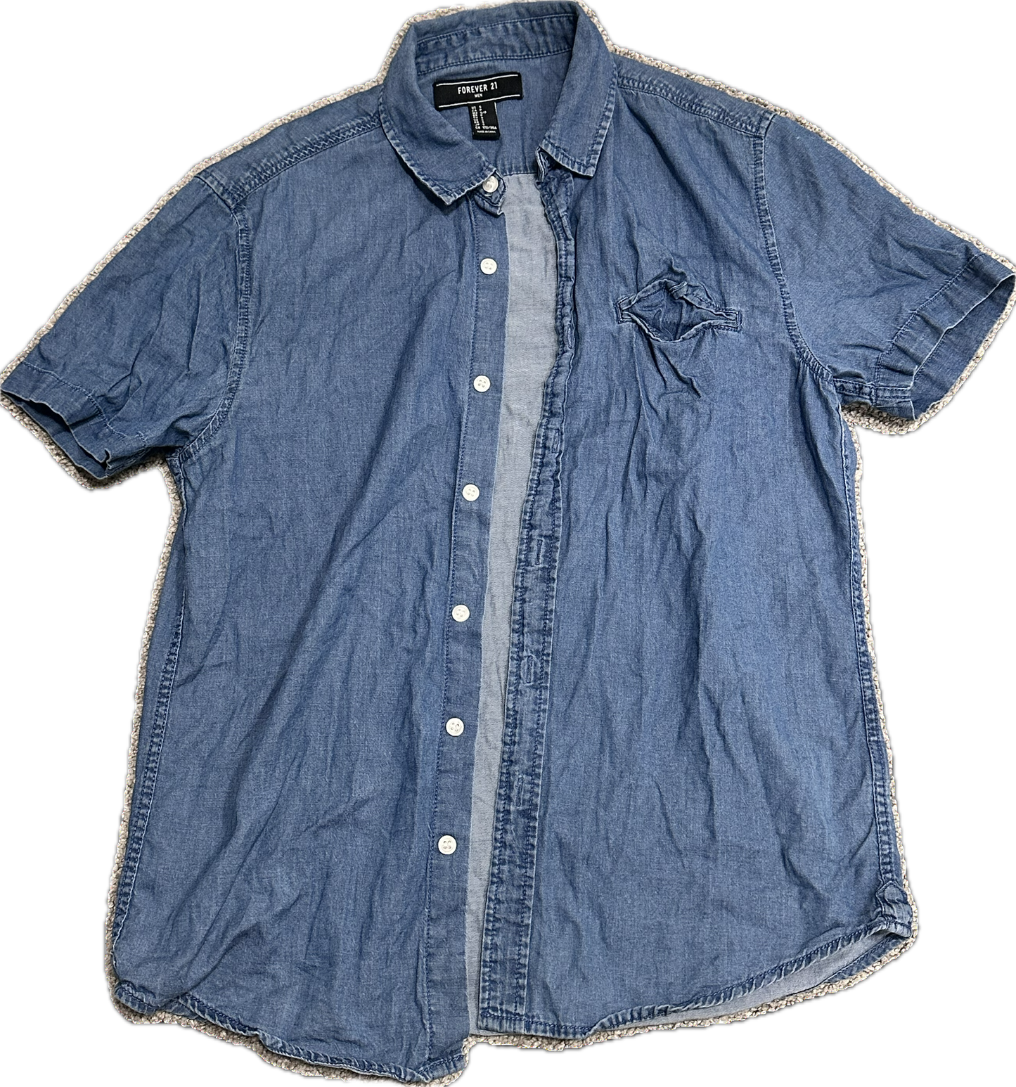 NEW GIRL: Winston's FOREVER21 Blue Denim Short Sleeve Shirt (S)