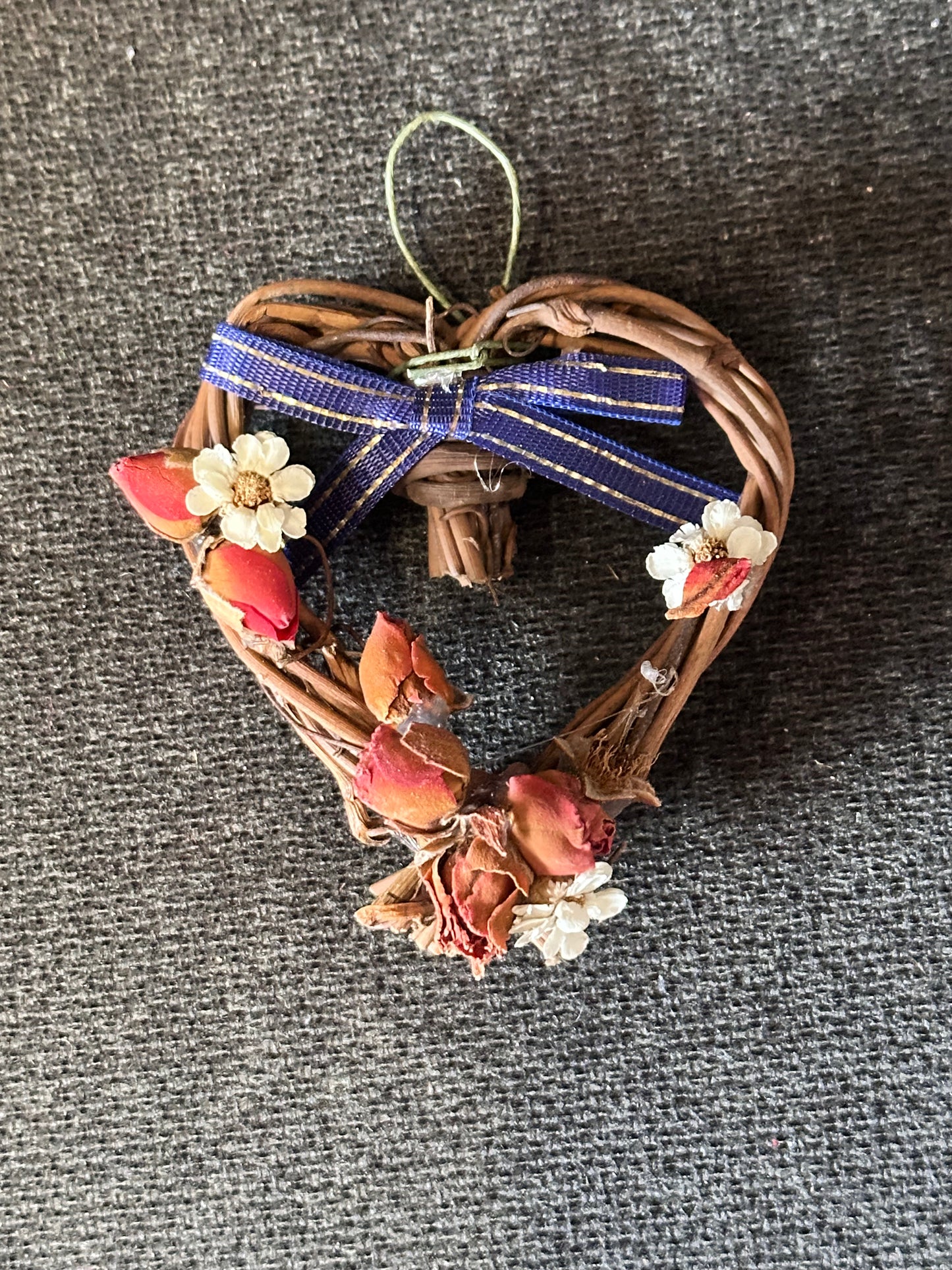 THE OFFICE: Dunder Mifflin Office Christmas Props