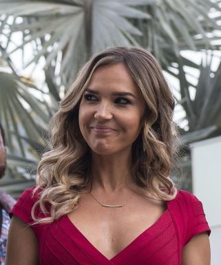 BALLERS: Tracy's Gold Necklace
