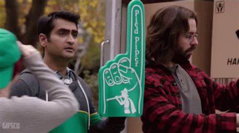 SILICON VALLEY: Dinesh's Pied Piper Foam Finger