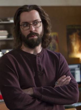 SILICON VALLEY: Gilfoyle's Episode 606 OUTDOOR LIFE Maroon Long-sleeve Henley
