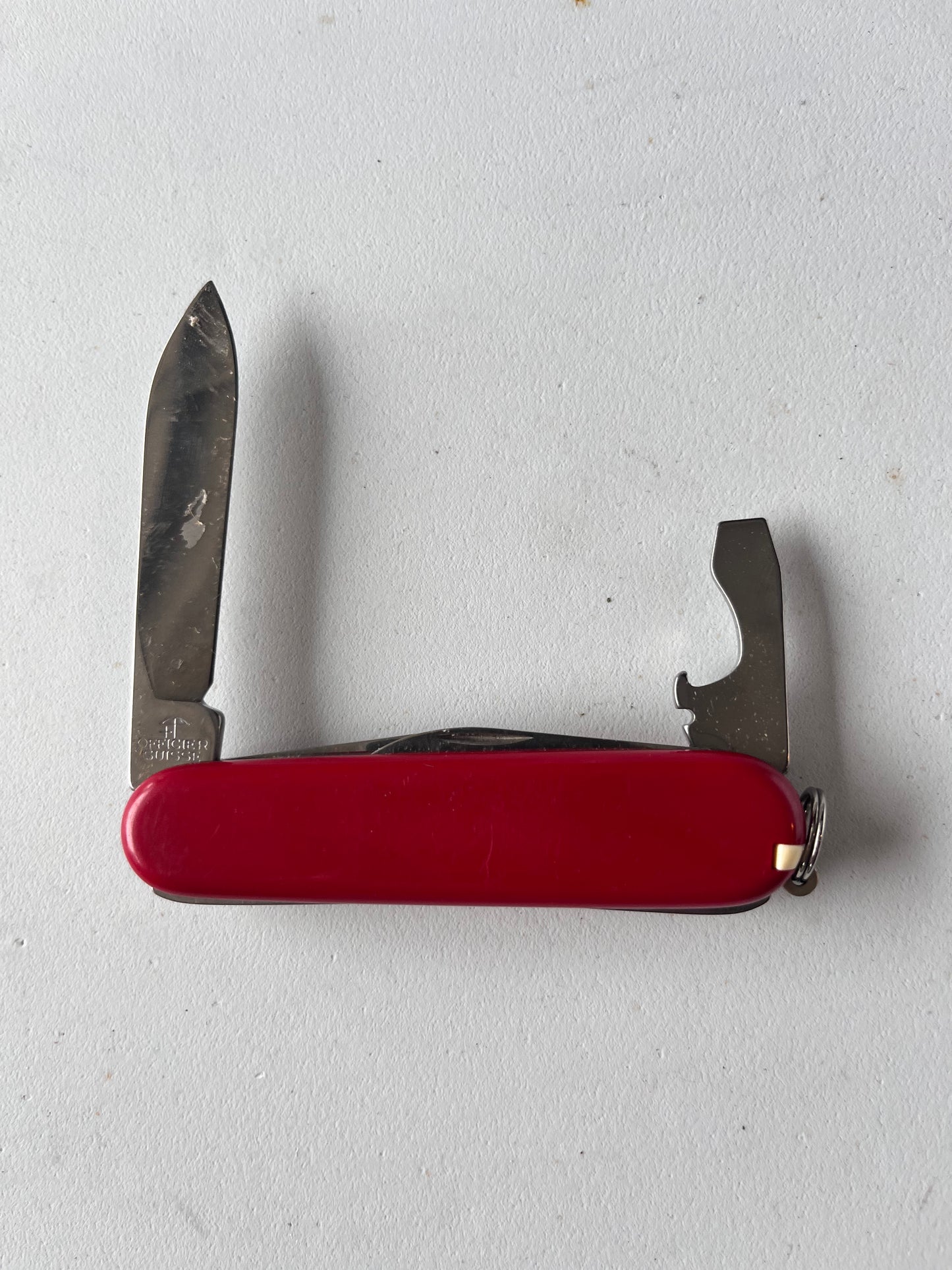 HOUSE: Dr Gregory House HERO Victorinox Red Swiss Army Recruit Knife